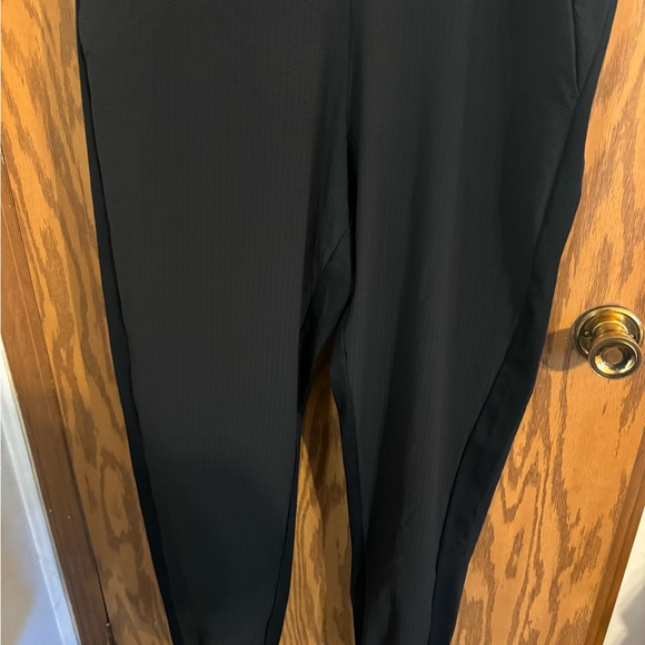 Athleta Textured BrookLyn Jogger Size 16, Color:Black Lightweight and Soft. - Picture 2 of 15